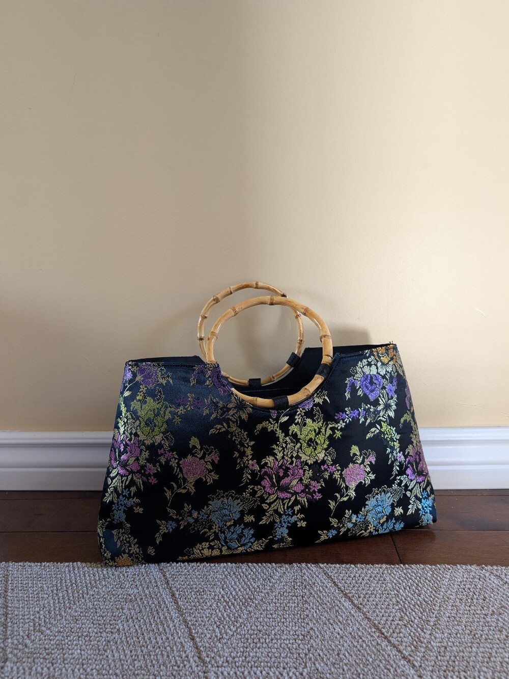 SATIN FLORAL BAMBOO HANDLE VINTAGE HANDBAG